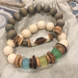 Sold 🌺Shanlou set of 2 bracelets